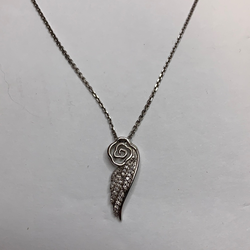 925 Hallmark Necklace and Pendant